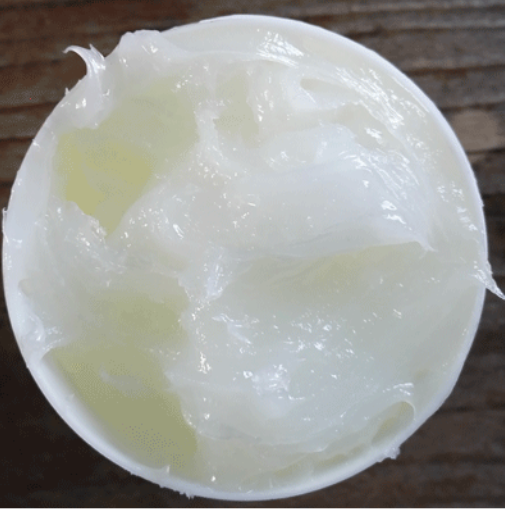 Вазелин белый CAS 8009-03-8